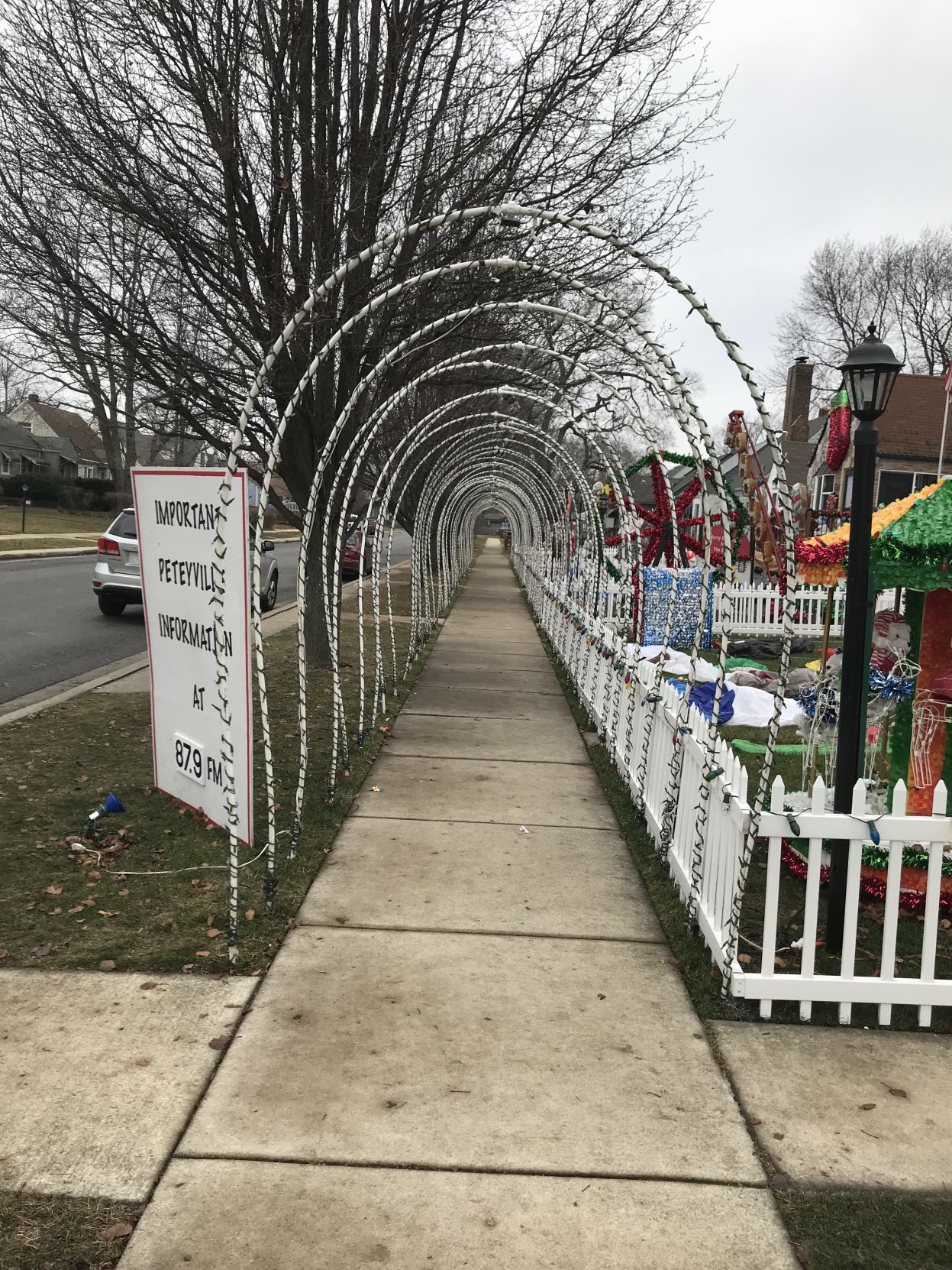 Peteyville is the Christmas light display to end all Christmas light displays
